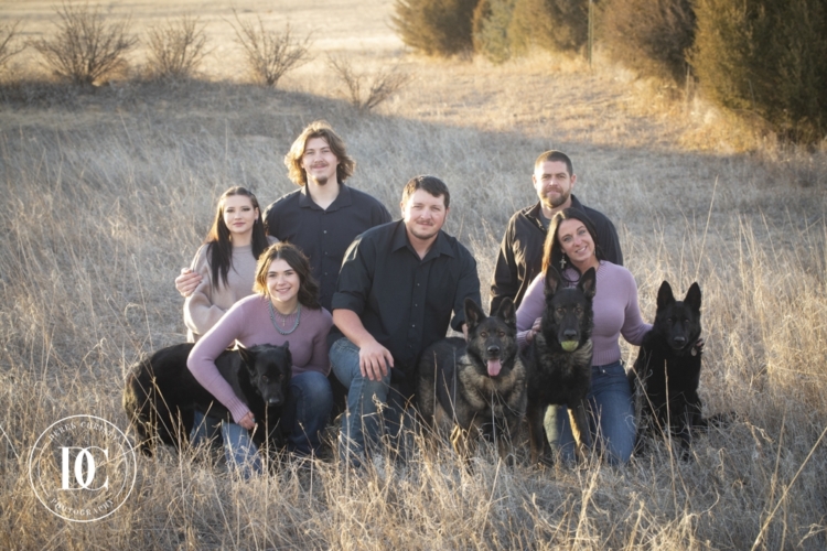 Rae and Fam 24